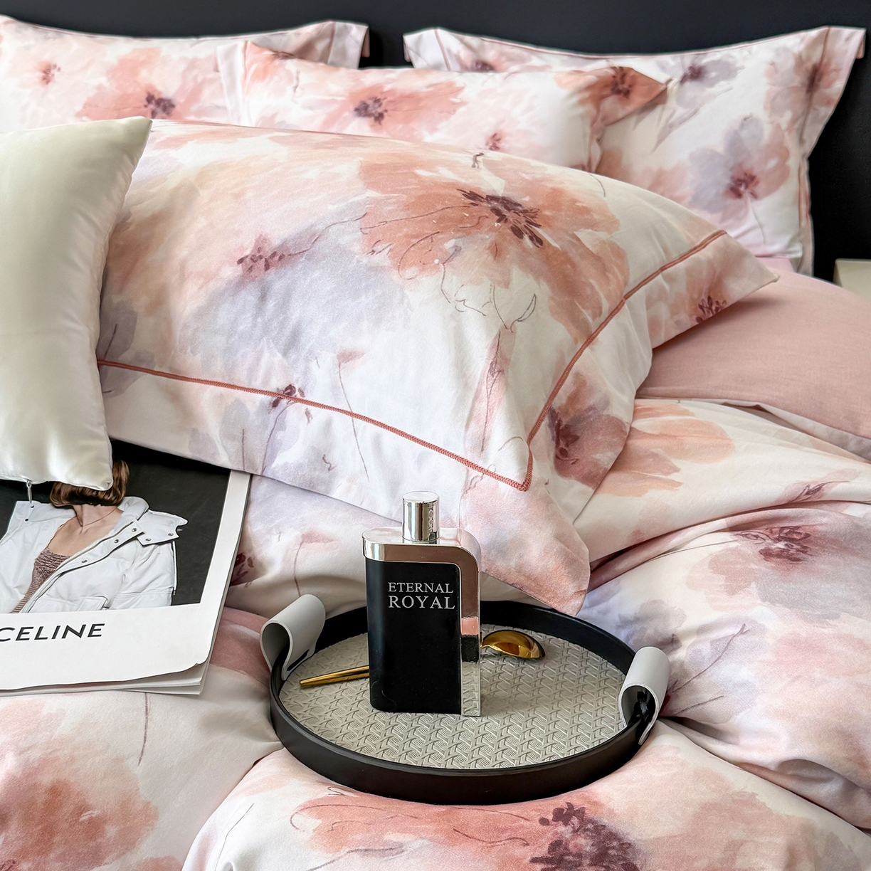 91家纺网 家纺一手货源 找家纺 清雅福2025新款A类全棉磨毛数码印花四件套 梦萦·红