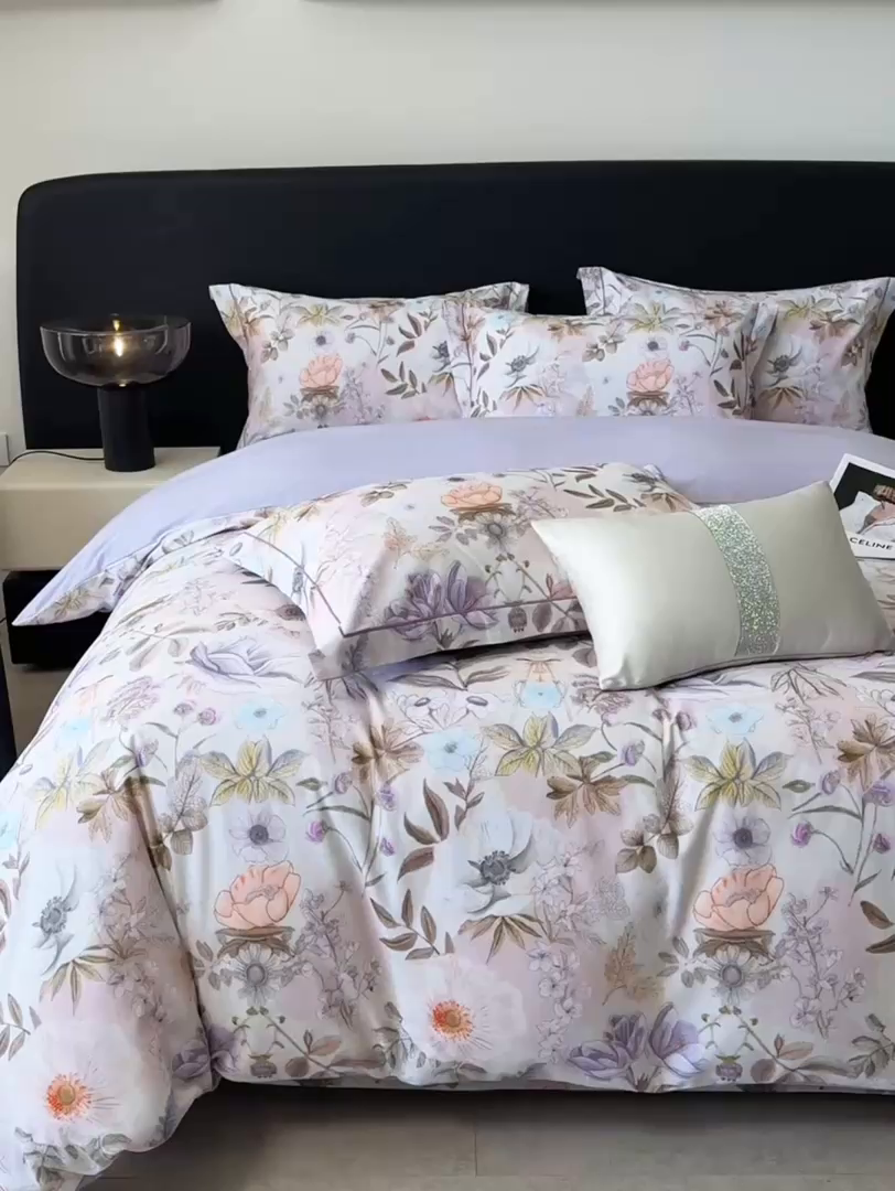 91家纺网 家纺一手货源 找家纺 清雅福2025新款A类全棉磨毛数码印花四件套 热恋花季·灰