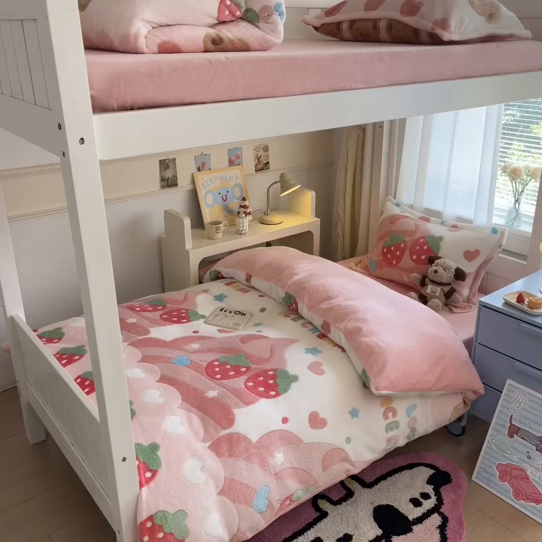 91家纺网 家纺一手货源 找家纺 川悦生活 2025新款立体雪花绒印花四件套学生床系列一场景二 冰激凌小熊