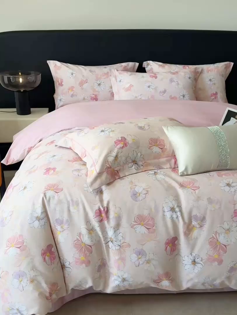 91家纺网 家纺一手货源 找家纺 清雅福2025新款A类全棉磨毛数码印花四件套 双花飘香