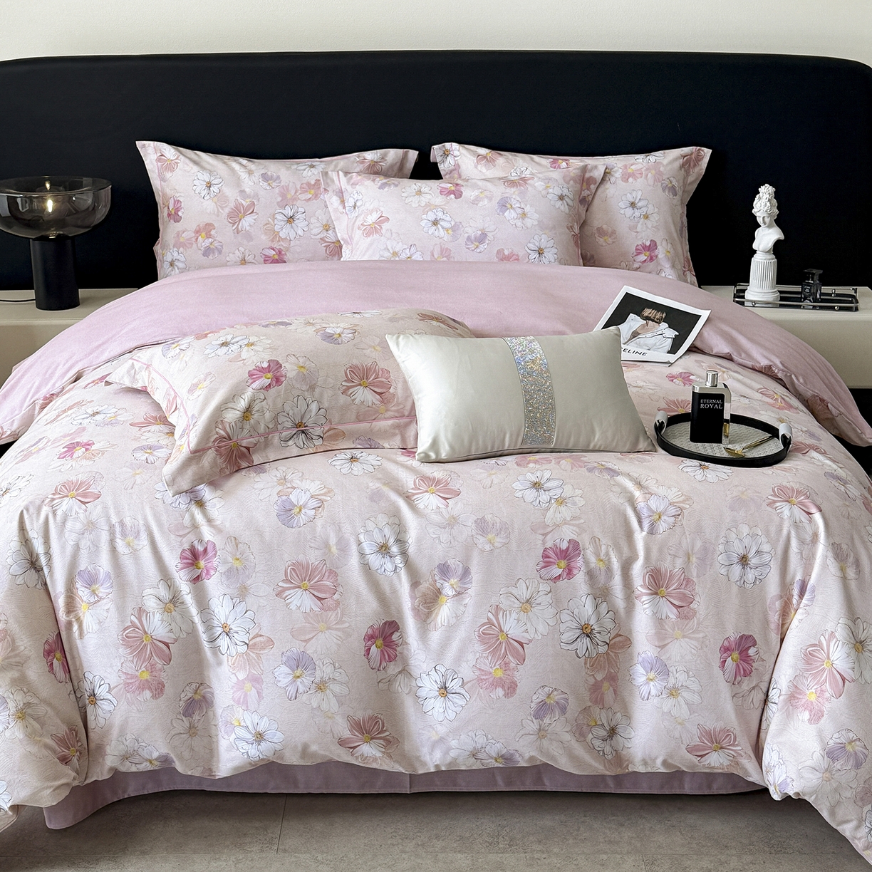 91家纺网 家纺一手货源 找家纺 清雅福2025新款A类全棉磨毛数码印花四件套 双花飘香