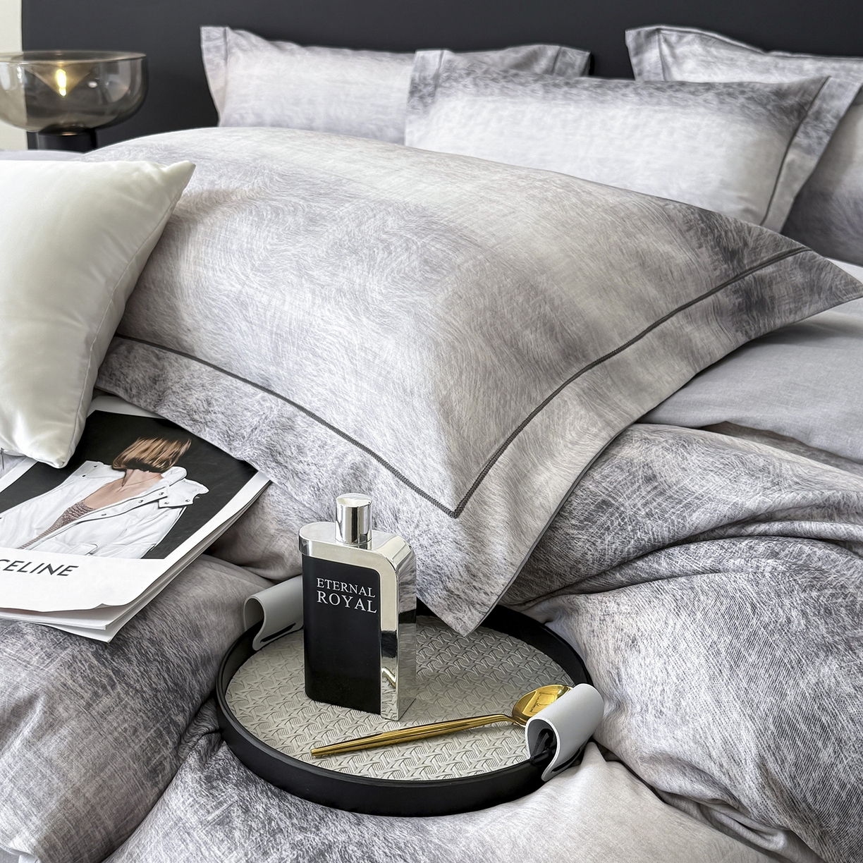 91家纺网 家纺一手货源 找家纺 清雅福2025新款A类全棉磨毛数码印花四件套 苏菲庄园·灰