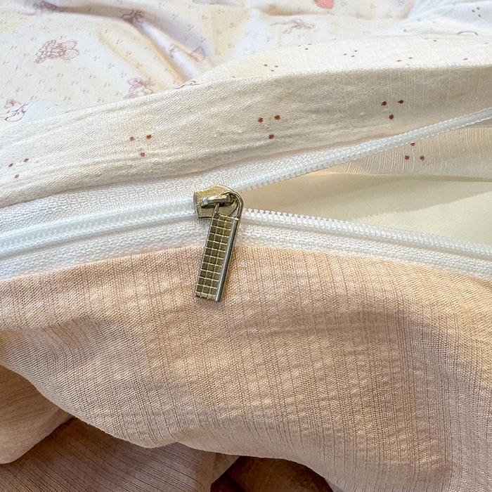 91家纺网 家纺一手货源 找家纺 颜选 2025春夏新款双层纱印花四件套 本顾