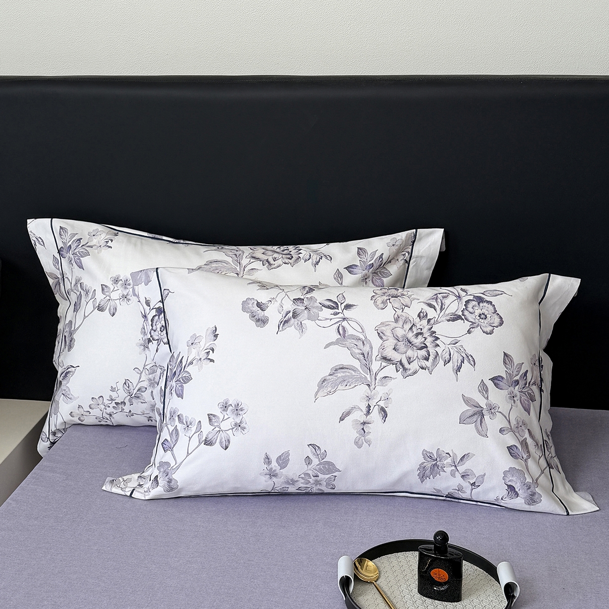 91家纺网 家纺一手货源 找家纺 清雅福2025新款A类全棉磨毛数码印花四件套 薇宁·白