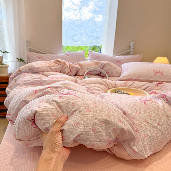 91家纺网 家纺一手货源 找家纺 颜选 2025春夏新款双层纱印花四件套 波点蝴蝶