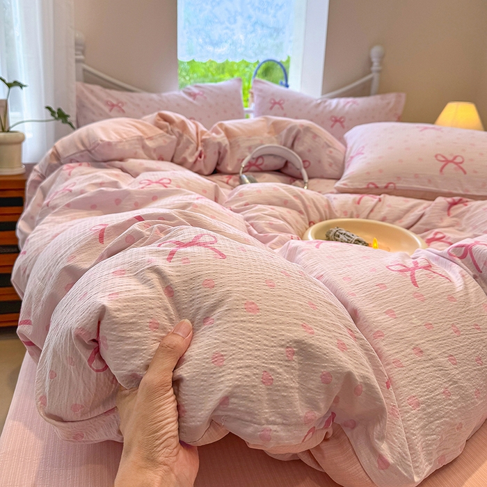 91家纺网 家纺一手货源 找家纺 颜选 2025春夏新款双层纱印花四件套 波点蝴蝶