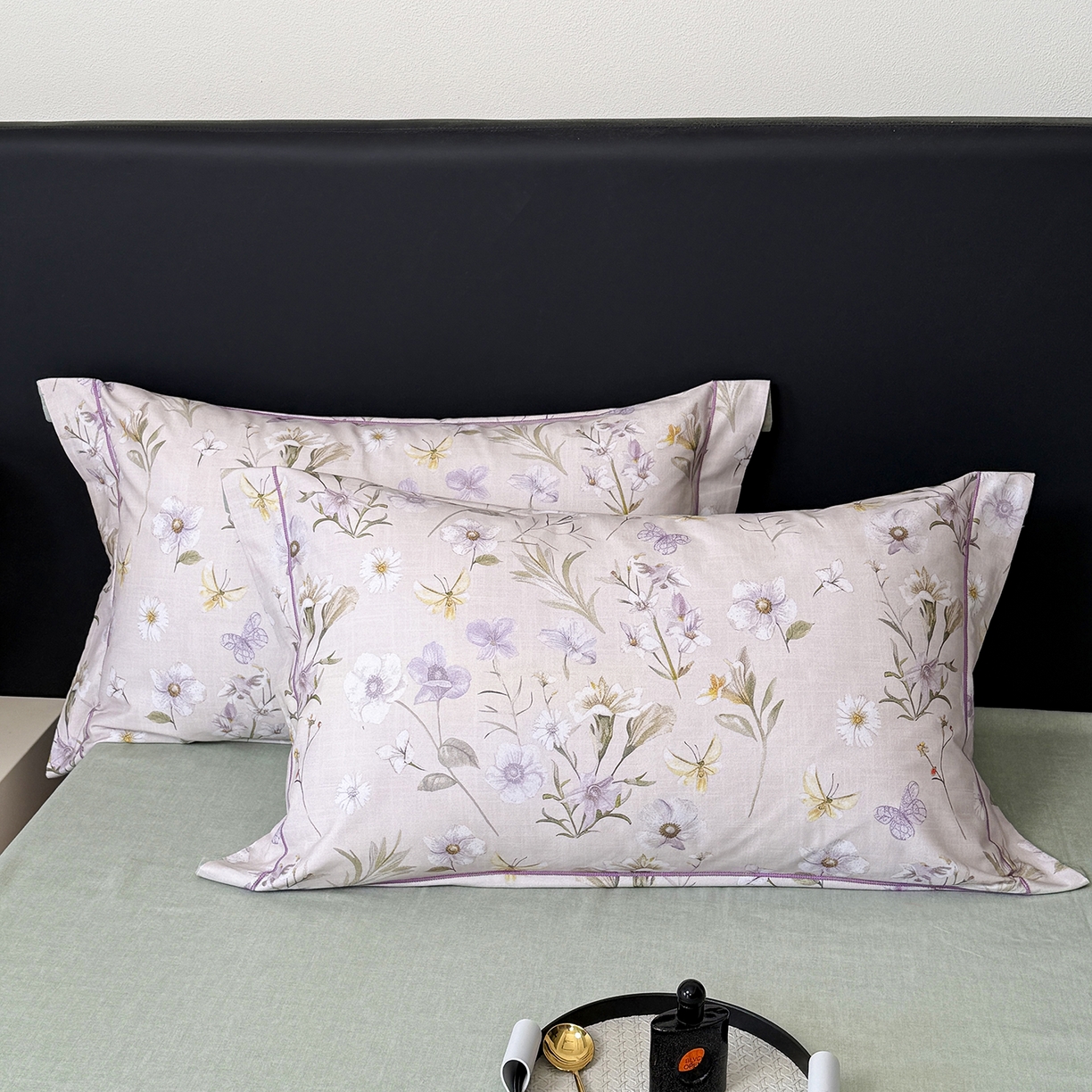 91家纺网 家纺一手货源 找家纺 清雅福2025新款A类全棉磨毛数码印花四件套 唯有暗香·灰