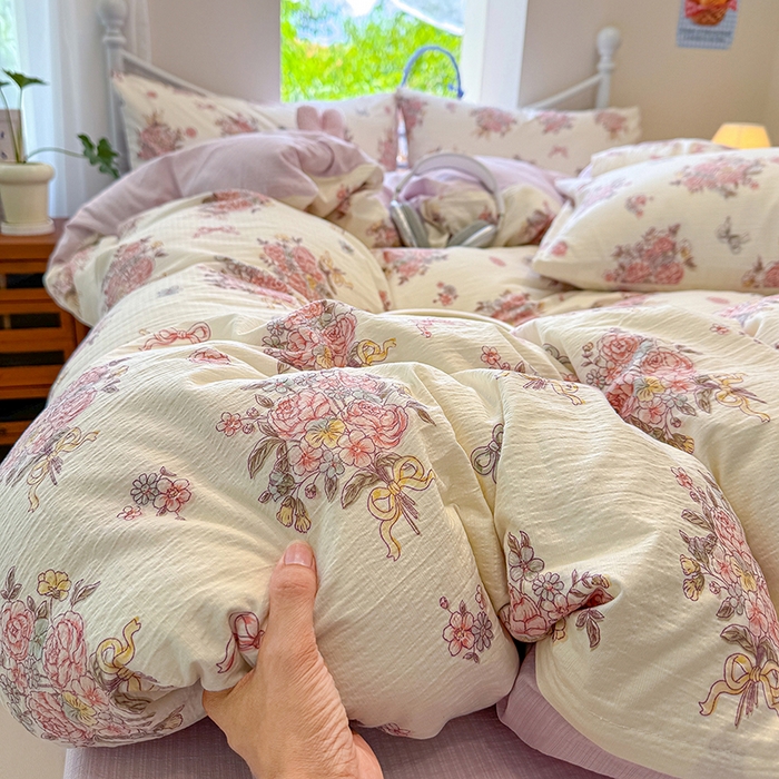 91家纺网 家纺一手货源 找家纺 颜选 2025春夏新款双层纱印花四件套 淡雅花笺