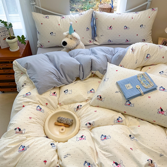 91家纺网 家纺一手货源 找家纺 颜选 2025春夏新款双层纱印花四件套 狗狗派对