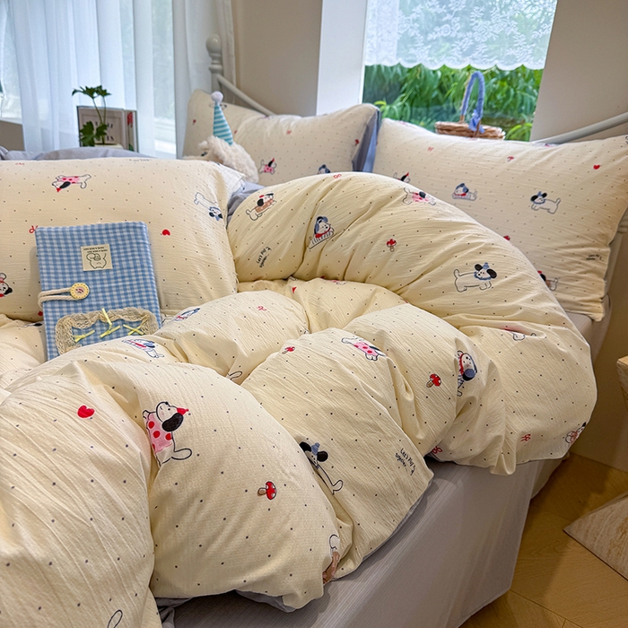 91家纺网 家纺一手货源 找家纺 颜选 2025春夏新款双层纱印花四件套 狗狗派对