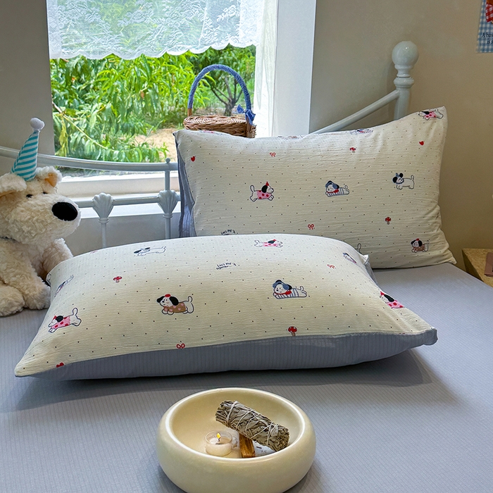 91家纺网 家纺一手货源 找家纺 颜选 2025春夏新款双层纱印花四件套 狗狗派对