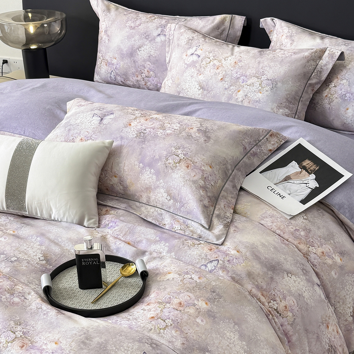 91家纺网 家纺一手货源 找家纺 清雅福2025新款A类全棉磨毛数码印花四件套 雾野花蝶·紫