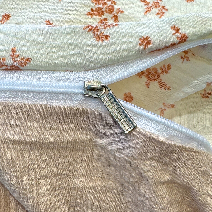 91家纺网 家纺一手货源 找家纺 颜选 2025春夏新款双层纱印花四件套 蔷薇花开