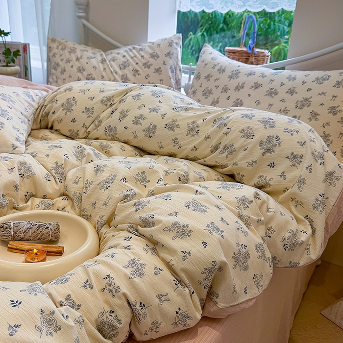 91家纺网 家纺一手货源 找家纺 颜选 2025春夏新款双层纱印花四件套 素笺花语