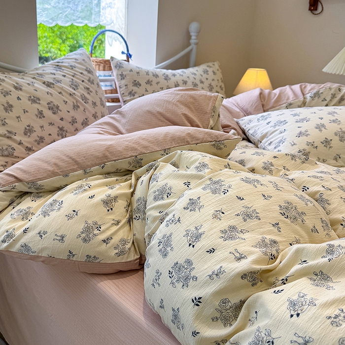 91家纺网 家纺一手货源 找家纺 颜选 2025春夏新款双层纱印花四件套 素笺花语