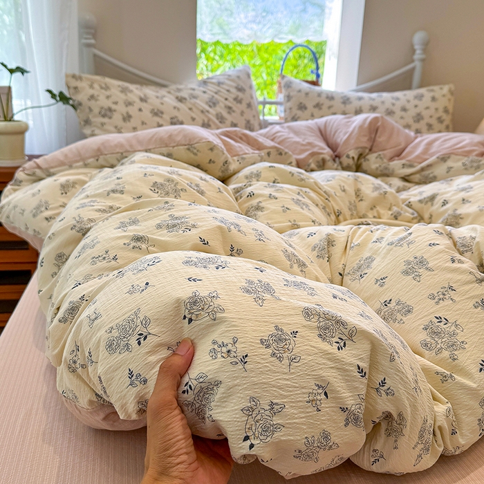 91家纺网 家纺一手货源 找家纺 颜选 2025春夏新款双层纱印花四件套 素笺花语