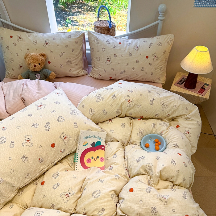 91家纺网 家纺一手货源 找家纺 颜选 2025春夏新款双层纱印花四件套 玩偶幻想曲