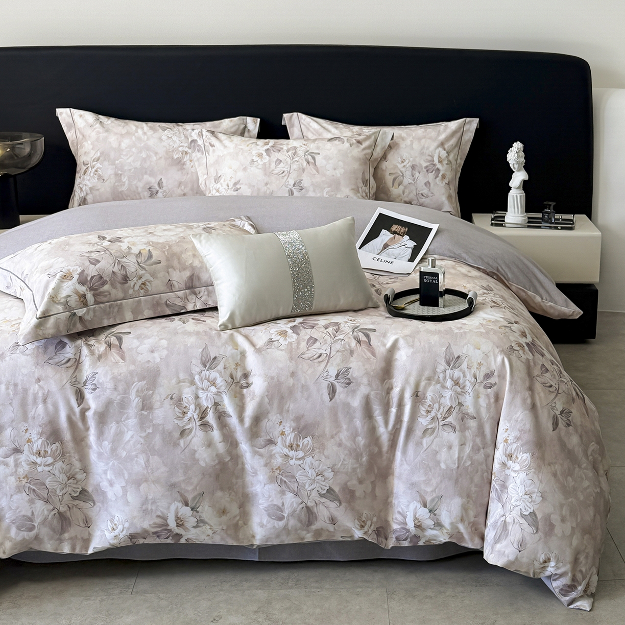 91家纺网 家纺一手货源 找家纺 清雅福2025新款A类全棉磨毛数码印花四件套 栀晓·咖