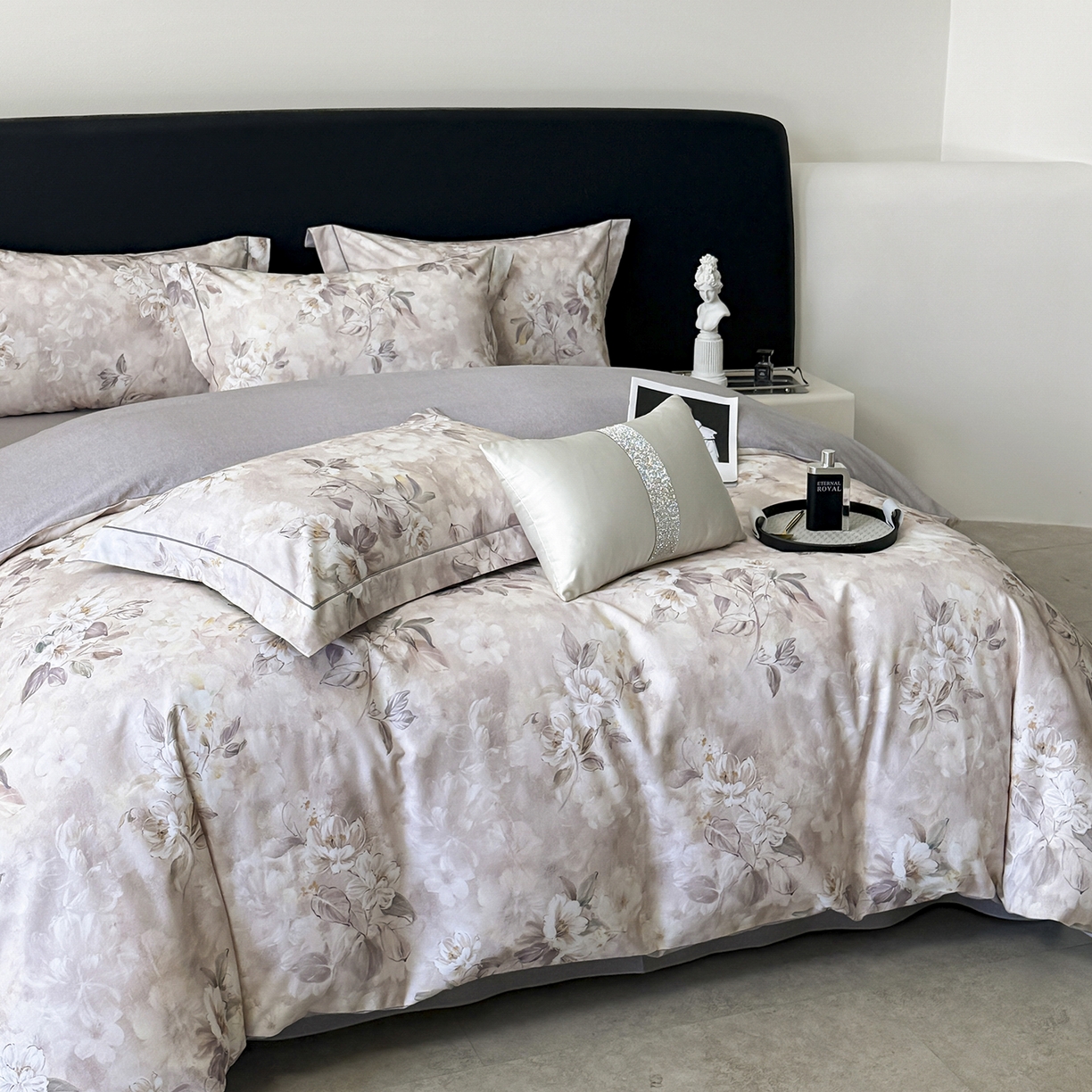 91家纺网 家纺一手货源 找家纺 清雅福2025新款A类全棉磨毛数码印花四件套 栀晓·咖