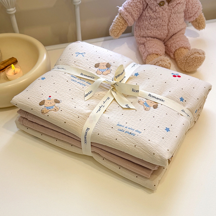 91家纺网 家纺一手货源 找家纺 颜选 2025春夏新款双层纱印花四件套 旺仔小樱桃