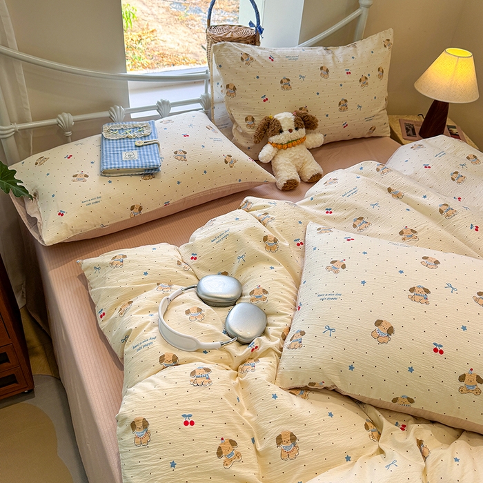 91家纺网 家纺一手货源 找家纺 颜选 2025春夏新款双层纱印花四件套 旺仔小樱桃