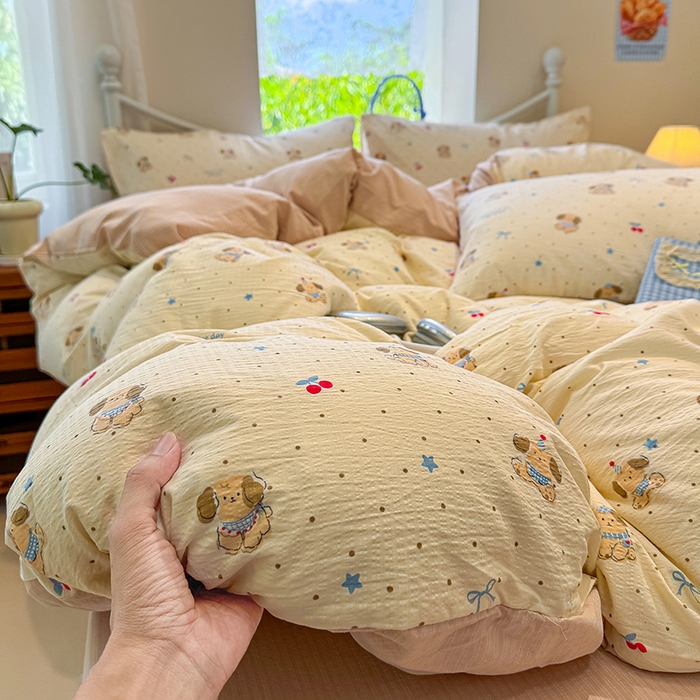 91家纺网 家纺一手货源 找家纺 颜选 2025春夏新款双层纱印花四件套 旺仔小樱桃