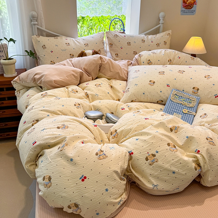 91家纺网 家纺一手货源 找家纺 颜选 2025春夏新款双层纱印花四件套 旺仔小樱桃