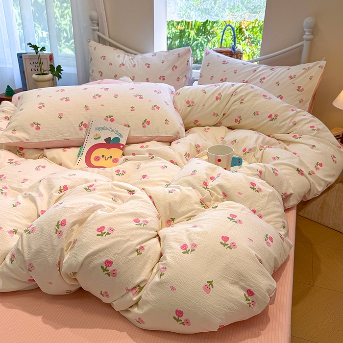 91家纺网 家纺一手货源 找家纺 颜选 2025春夏新款双层纱印花四件套 相思红豆