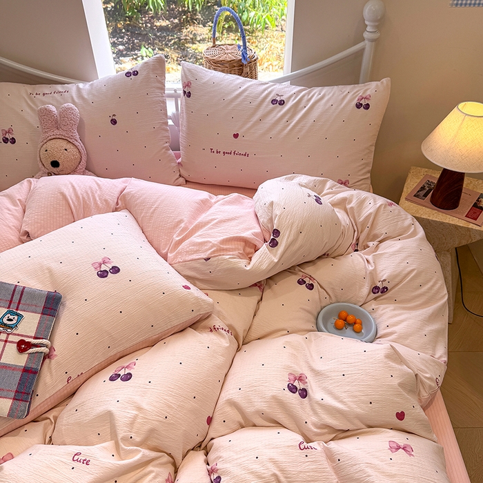 91家纺网 家纺一手货源 找家纺 颜选 2025春夏新款双层纱印花四件套 樱桃