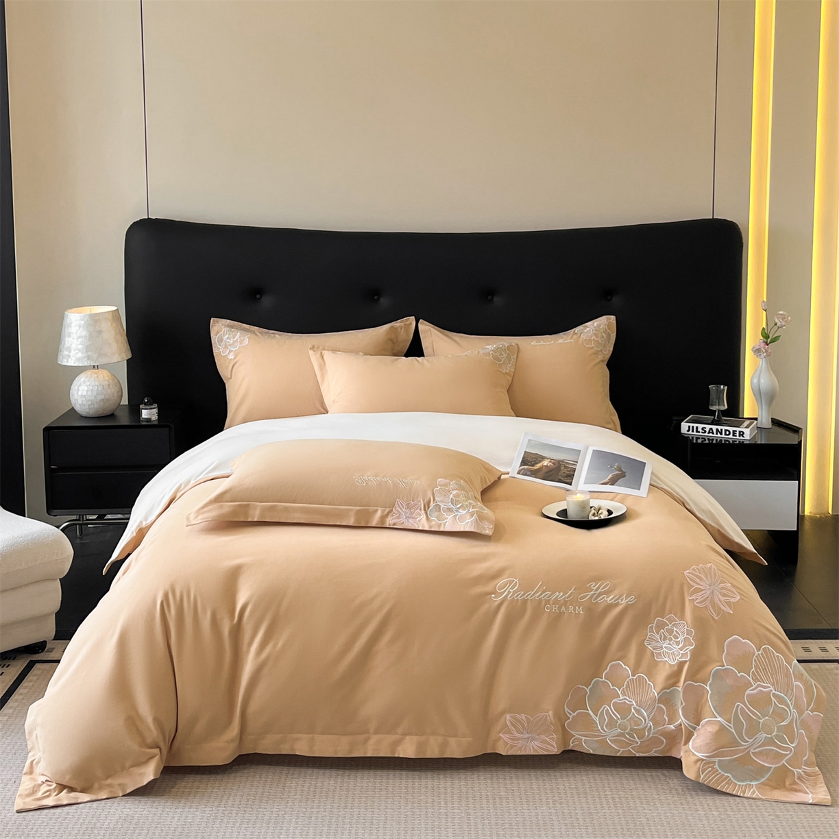 91家纺网 家纺一手货源 找家纺 笙意家纺 2025新款A类全棉磨毛刺绣四件套-秘境系列 秘境-贝卡黄+柔雾米