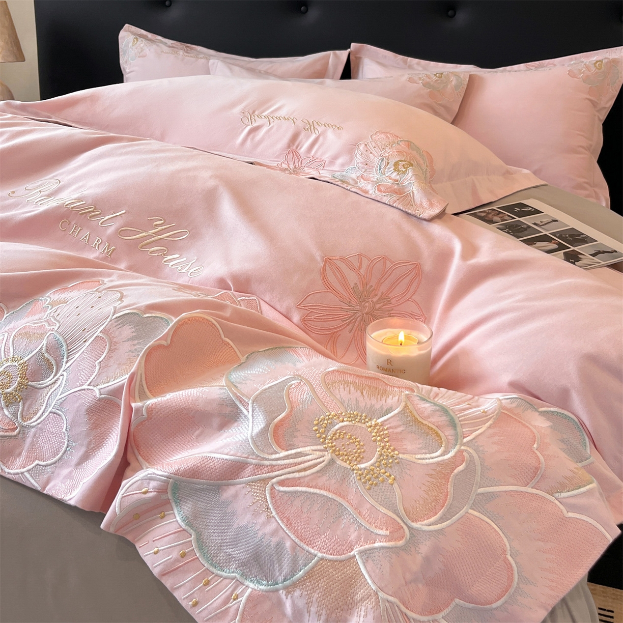 91家纺网 家纺一手货源 找家纺 笙意家纺 2025新款A类全棉磨毛刺绣四件套-秘境系列 秘境-绯粉+陨石灰