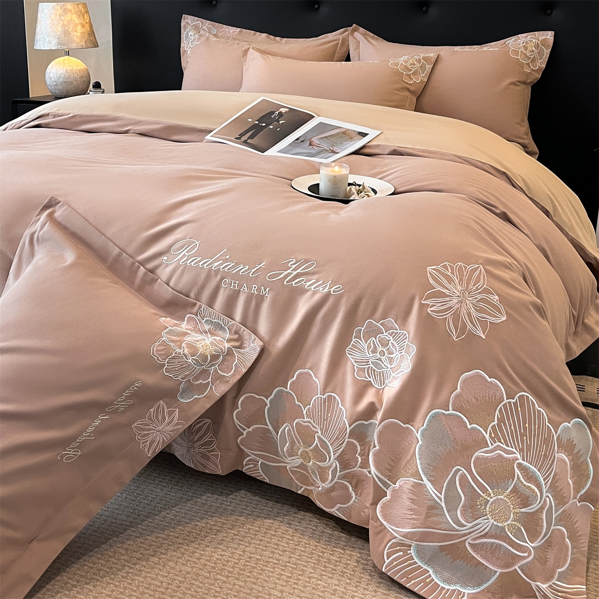 91家纺网 家纺一手货源 找家纺 笙意家纺 2025新款A类全棉磨毛刺绣四件套-秘境系列 秘境-热带棕+沙丘棕