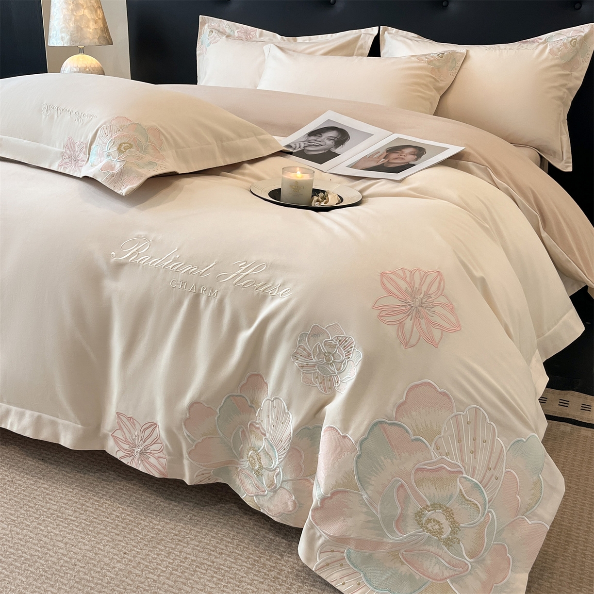 91家纺网 家纺一手货源 找家纺 笙意家纺 2025新款A类全棉磨毛刺绣四件套-秘境系列 秘境-柔雾米+沙丘棕