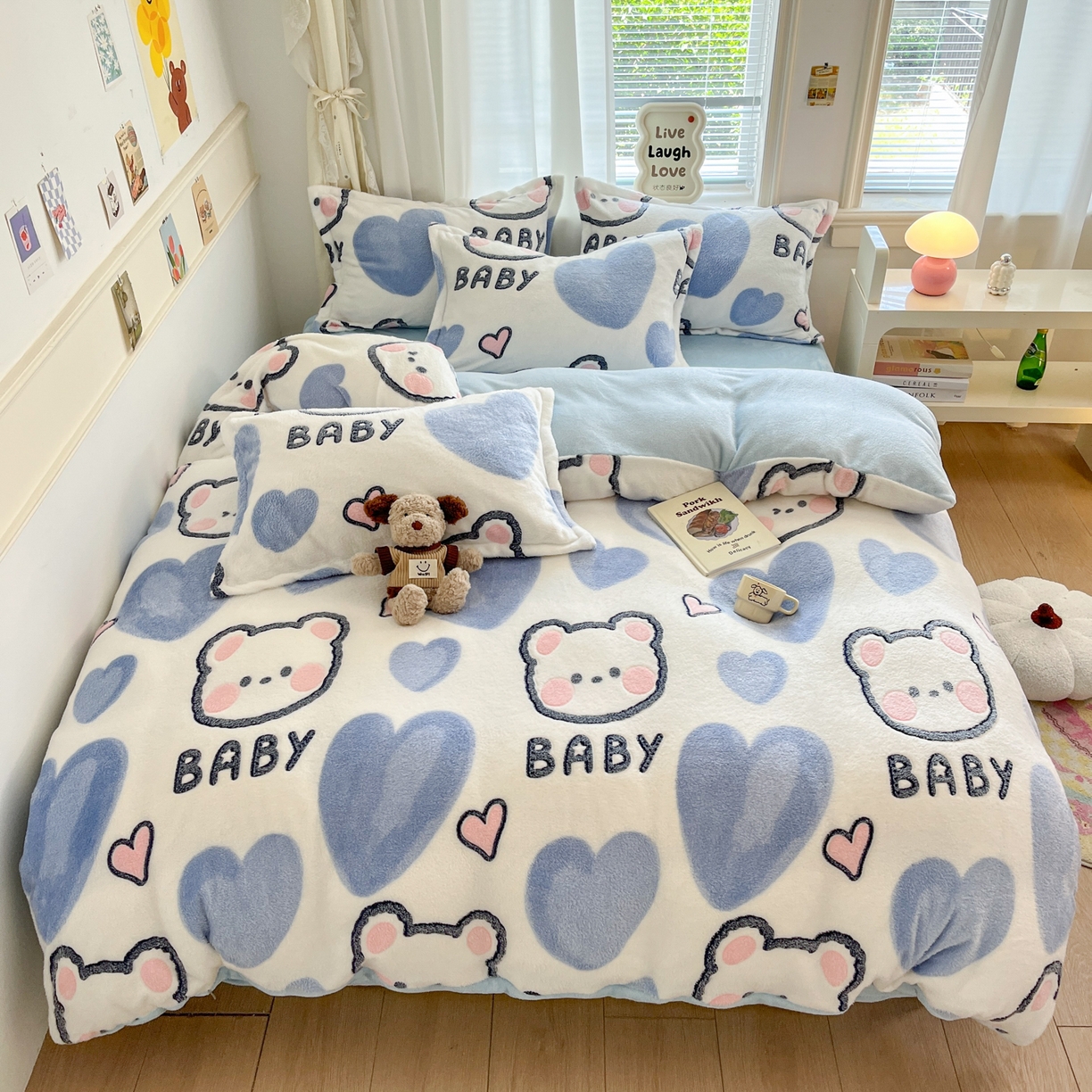 91家纺网 家纺一手货源 找家纺 川悦生活 2025新款立体雪花绒印花大床四件套系列一场景二 可爱熊