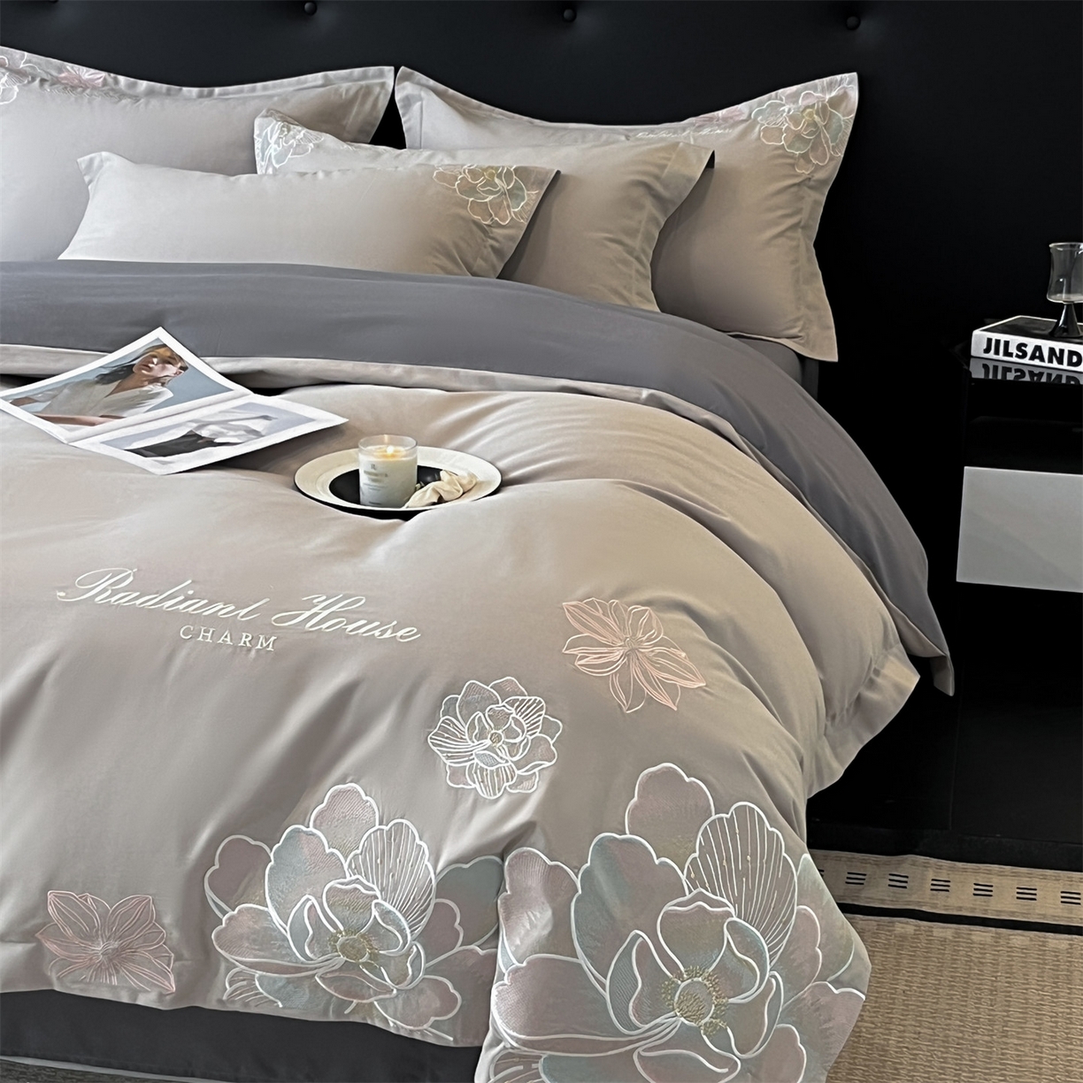 91家纺网 家纺一手货源 找家纺 笙意家纺 2025新款A类全棉磨毛刺绣四件套-秘境系列 秘境-陨石灰+魅影灰