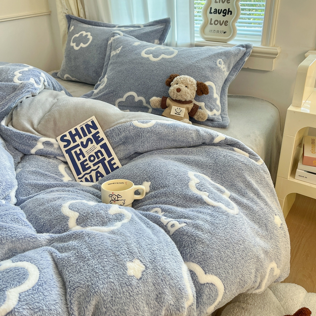 91家纺网 家纺一手货源 找家纺 川悦生活 2025新款立体雪花绒印花大床四件套系列一场景二 奶味云朵