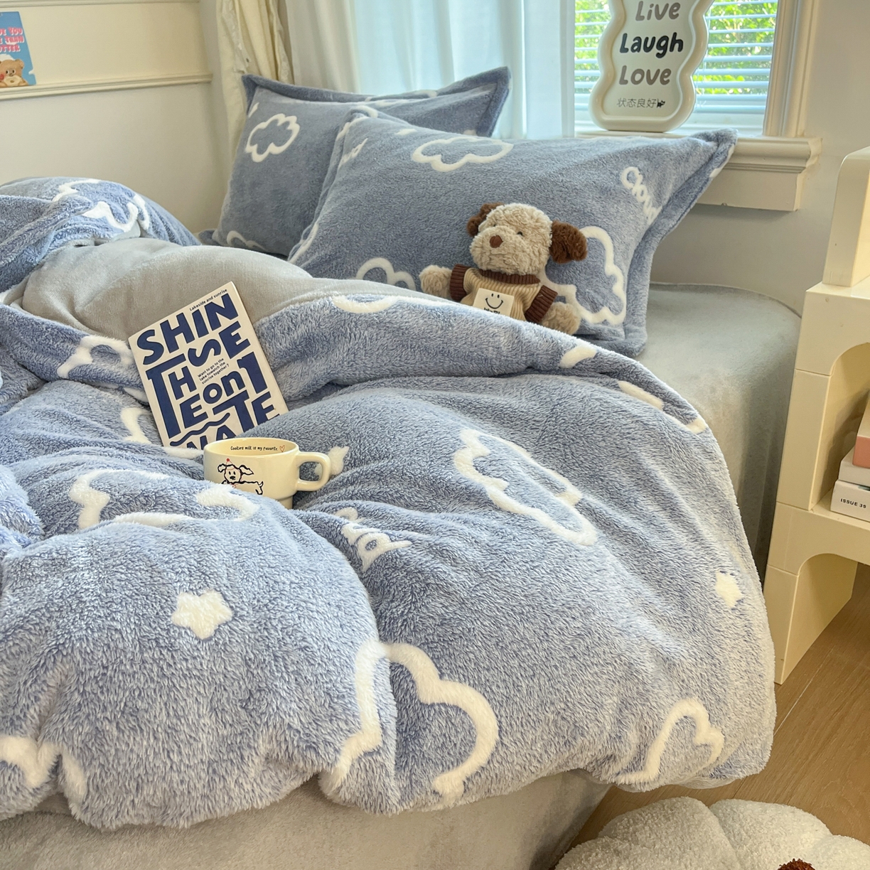 91家纺网 家纺一手货源 找家纺 川悦生活 2025新款立体雪花绒印花大床四件套系列一场景二 奶味云朵