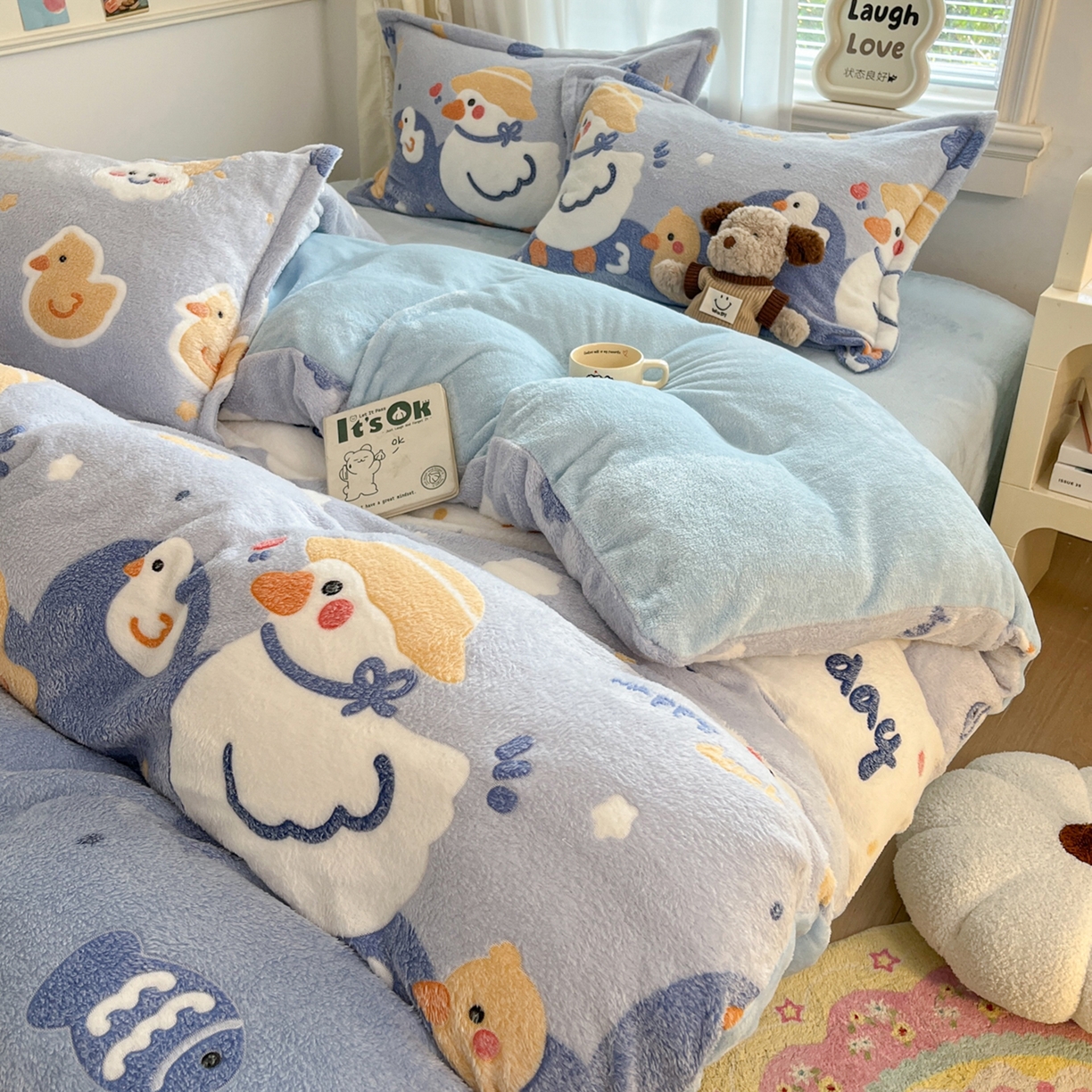 91家纺网 家纺一手货源 找家纺 川悦生活 2025新款立体雪花绒印花大床四件套系列一场景二 哒哒鸭丫