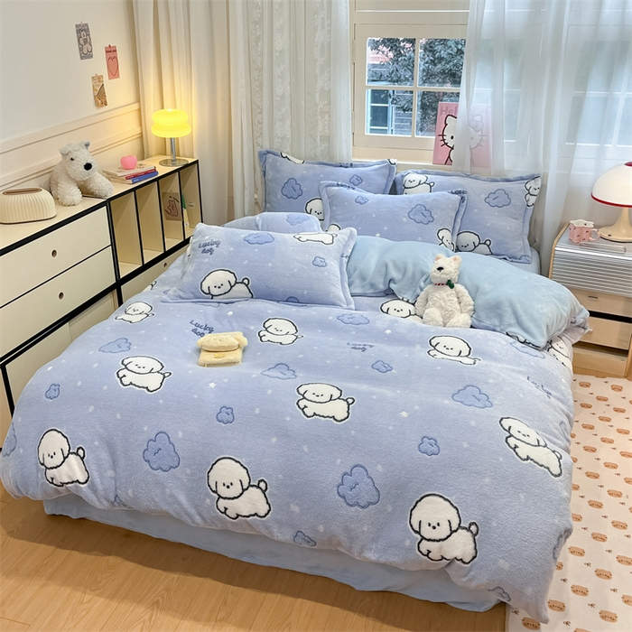 91家纺网 家纺一手货源 找家纺 川悦生活 2025新款立体雪花绒印花大床四件套系列一场景二 云朵奶狗