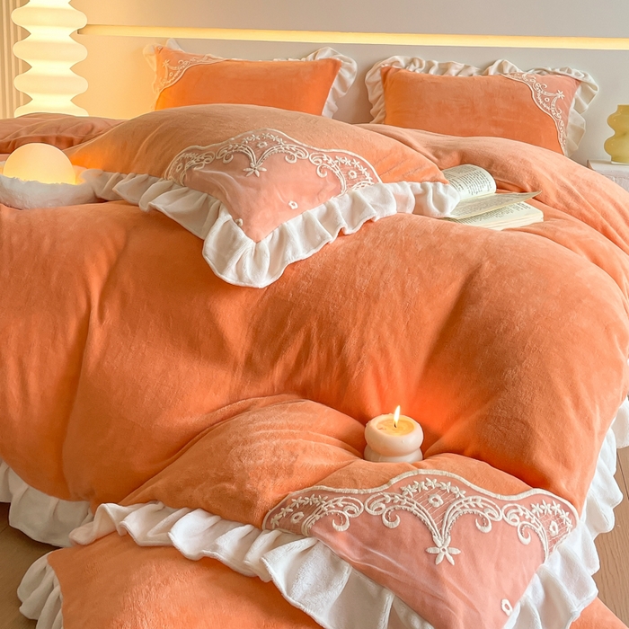 91家纺网 家纺一手货源 找家纺 （总）舒咪欧 2025新款全消光牛奶绒韩版法式公主风纯色绣花边款四件套