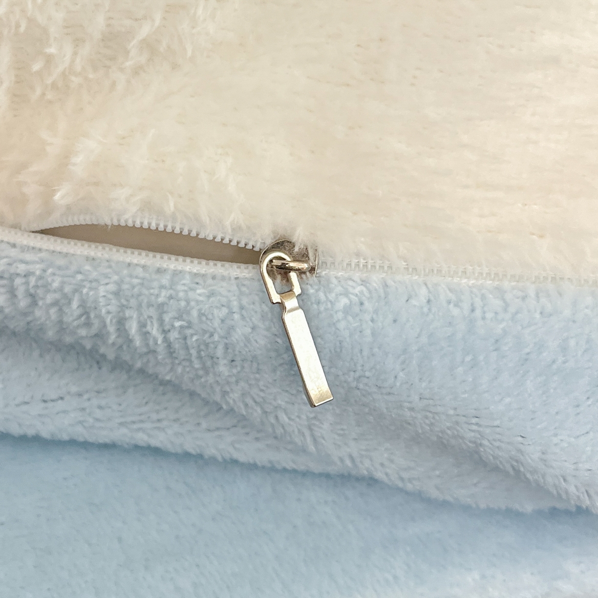 91家纺网 家纺一手货源 找家纺 川悦生活 2025新款立体雪花绒印花四件套学生床系列二场景二 少女心语