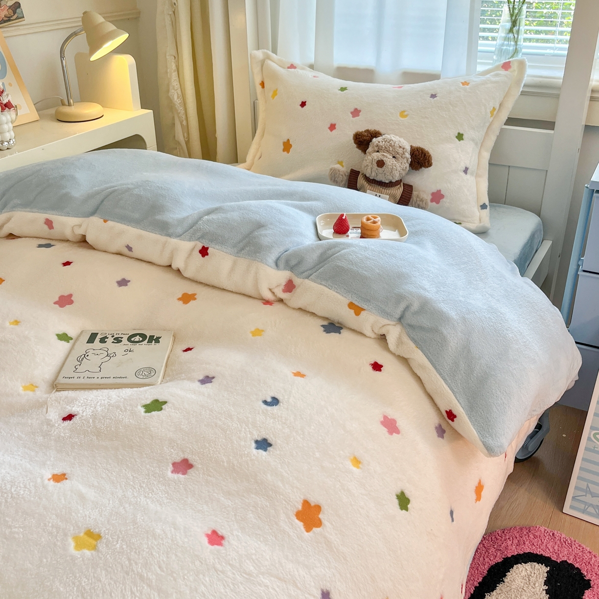 91家纺网 家纺一手货源 找家纺 川悦生活 2025新款立体雪花绒印花四件套学生床系列二场景二 少女心语