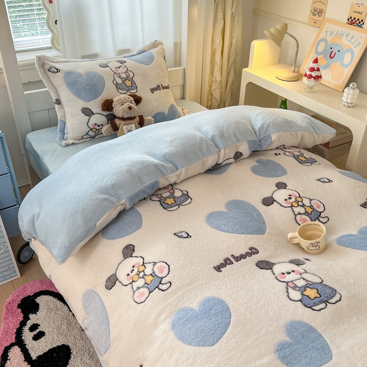 91家纺网 家纺一手货源 找家纺 川悦生活 2025新款立体雪花绒印花四件套学生床系列二场景二 快乐西高地