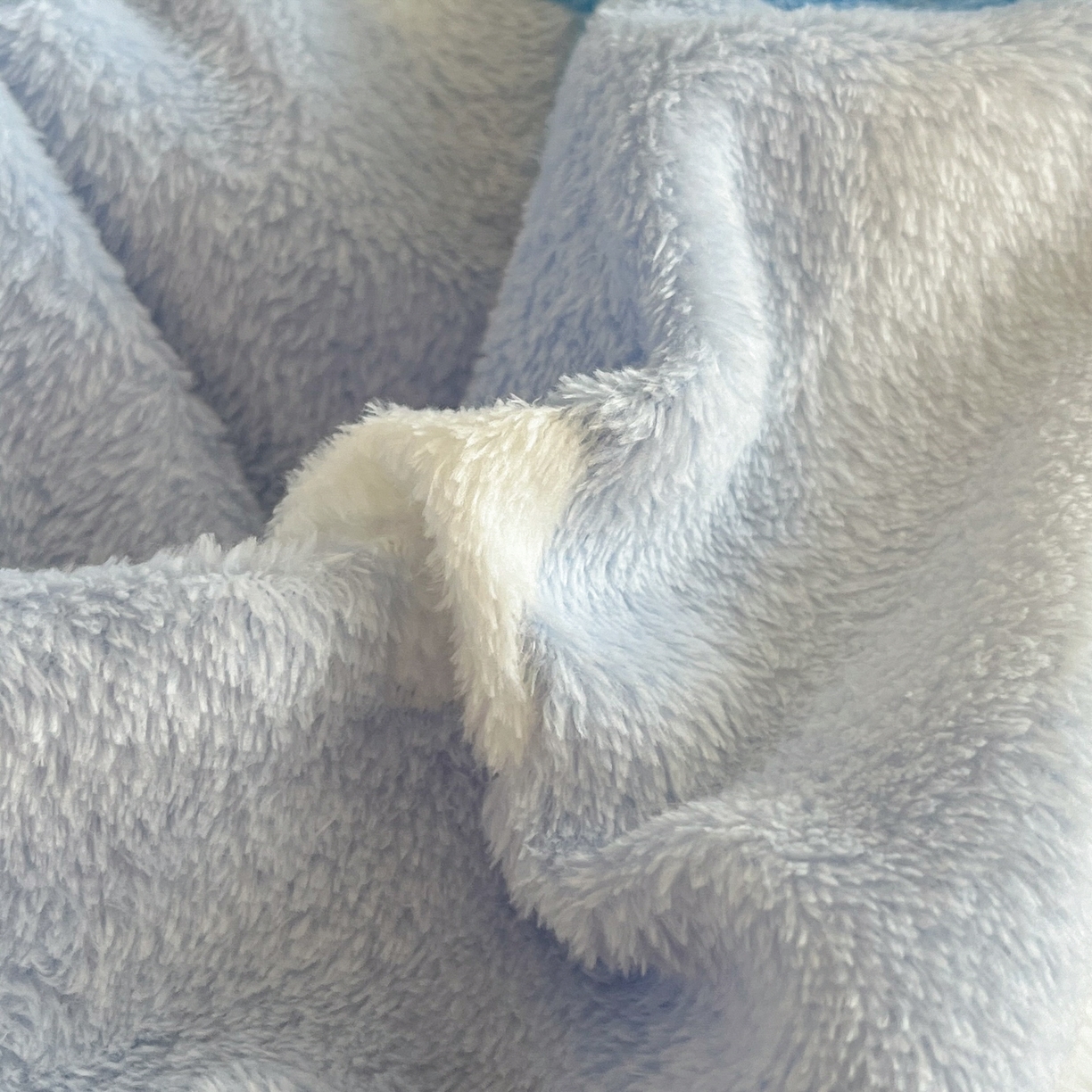 91家纺网 家纺一手货源 找家纺 川悦生活 2025新款立体雪花绒印花四件套学生床系列二场景二 叮咚星星