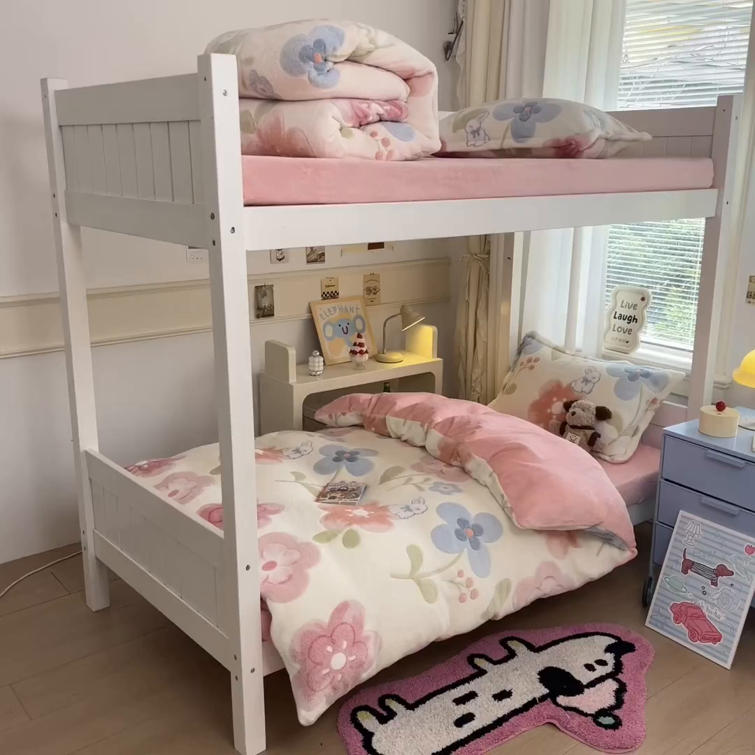 91家纺网 家纺一手货源 找家纺 川悦生活 2025新款立体雪花绒印花四件套学生床系列二场景二 半眠小兔