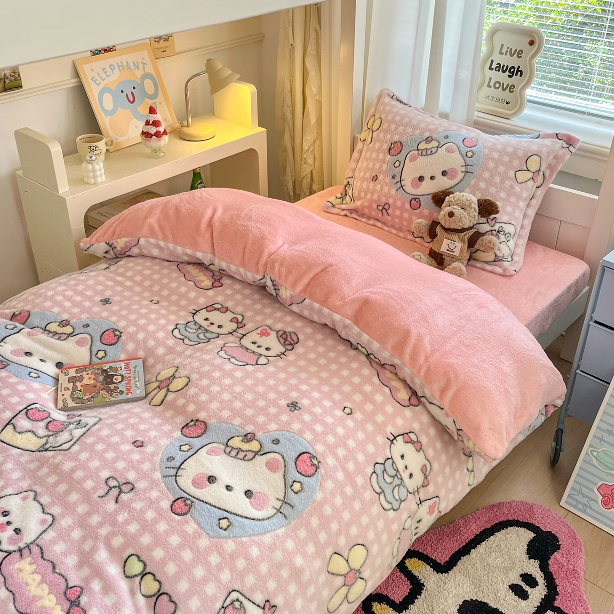 川悦生活 2025新款立体雪花绒印花四件套学生床系列二场景二 开心小喵