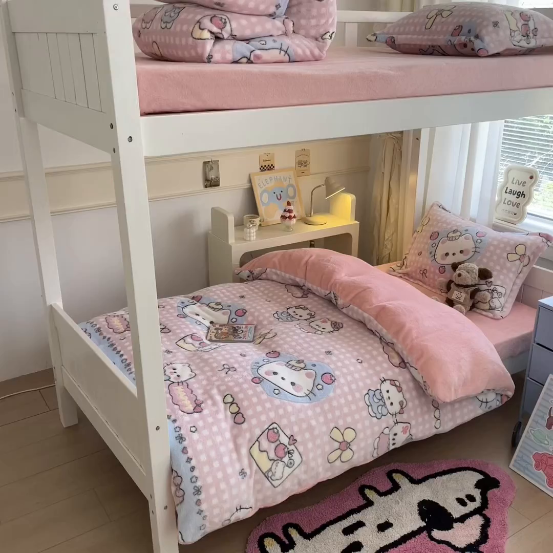 91家纺网 家纺一手货源 找家纺 川悦生活 2025新款立体雪花绒印花四件套学生床系列二场景二 开心小喵