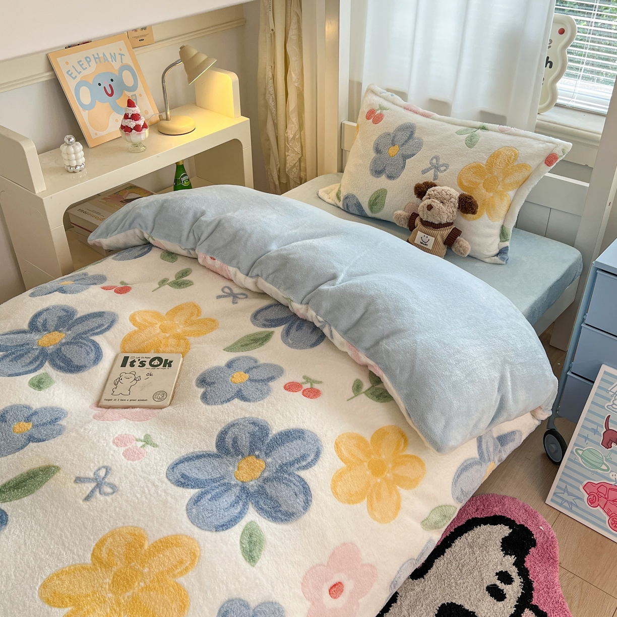 川悦生活 2025新款立体雪花绒印花四件套学生床系列二场景二 半暖花朵