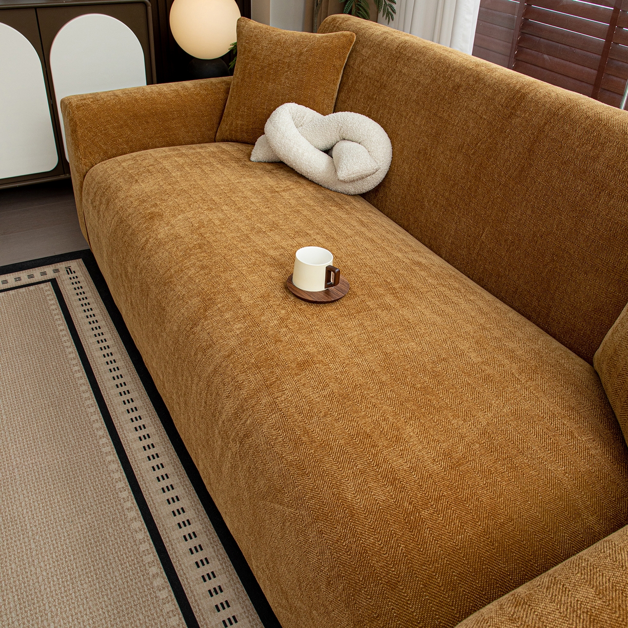 91家纺网 家纺一手货源 找家纺 沐沐家纺 2026新款南笙沙发套 咖色