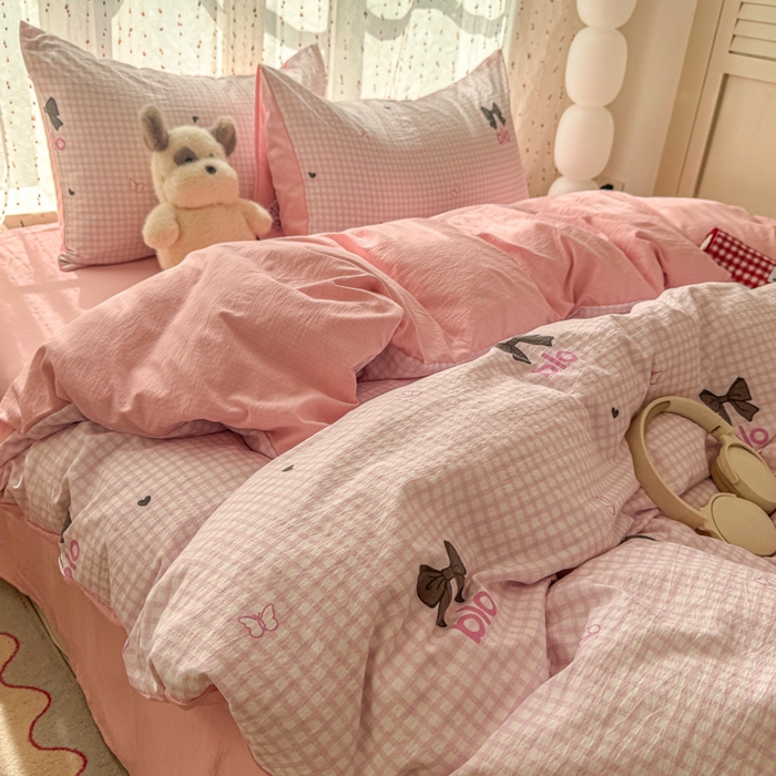 91家纺网 家纺一手货源 找家纺 艾特你 2025新款云感双层纱卡通萌趣四件套 遇见-少女日记